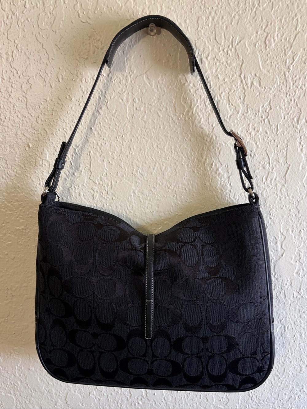 Coach Black Hampton Shoulder Bag - Gem